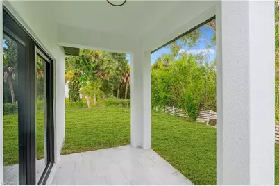 868 Carbon St E, Lehigh Acres, FL 33974 - Photo 27