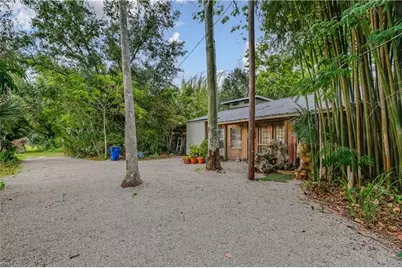 10871 Shirley Ln, North Fort Myers, FL 33917 - Photo 11