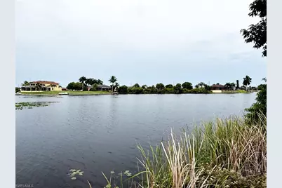 1812 NW 9th St, Cape Coral, FL 33993 - Photo 1