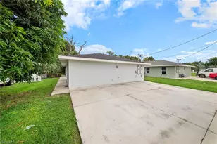 1914 French St, Fort Myers, FL 33916 - Photo 1