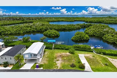 4769 Tahiti Dr, Bonita Springs, FL 34134 - Photo 5