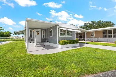 160 Adrienne Dr, Fort Myers, FL 33908 - Photo 3