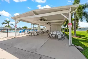 160 Adrienne Dr, Fort Myers, FL 33908 - Photo 39