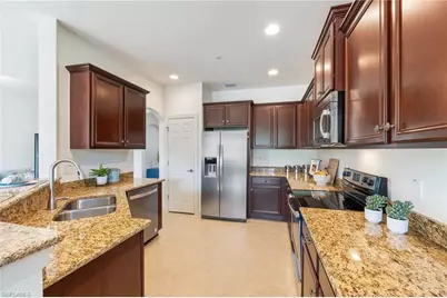 10361 Glastonbury Cir #101, Fort Myers, FL 33913 - Photo 9