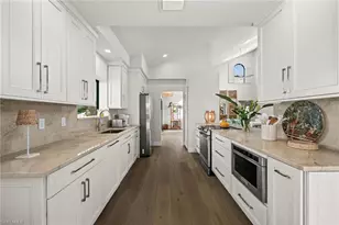 809 Sand Pointe Dr, Naples, FL 34108 - Photo 27