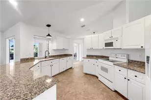 310 SE 23rd St, Cape Coral, FL 33990 - Photo 5