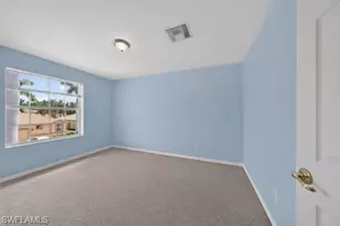 7880 Lake Sawgrass Loop, Fort Myers, FL 33907 - Photo 13
