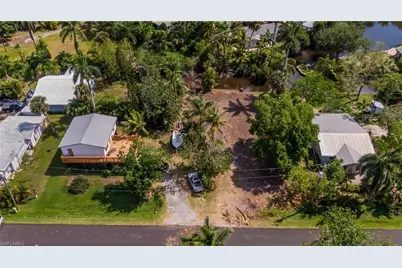 67 Oak St, North Fort Myers, FL 33903 - Photo 7