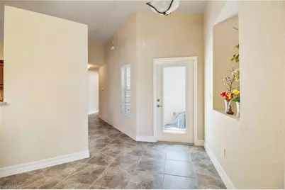 10566 Carolina Willow Dr, Fort Myers, FL 33913 - Photo 5