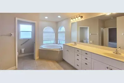 4202 NW 35th St, Cape Coral, FL 33993 - Photo 37
