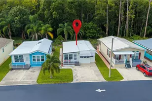 310 Fountain View Blvd, North Fort Myers, FL 33903 - Photo 3