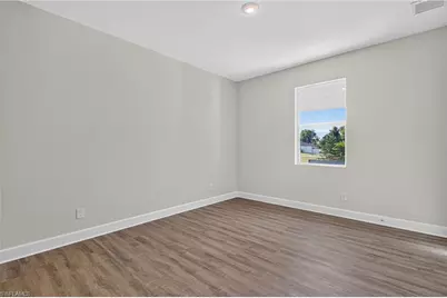 24 NW 30th Ter, Cape Coral, FL 33993 - Photo 19