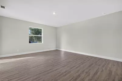 24 NW 30th Ter, Cape Coral, FL 33993 - Photo 13