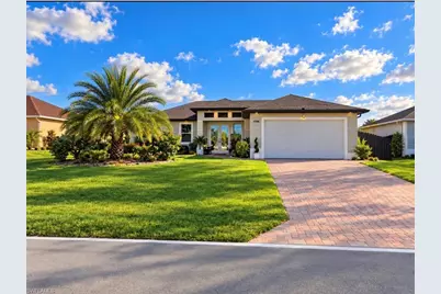 1344 S Gator Cir, Cape Coral, FL 33909 - Photo 1