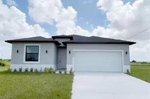 9031 W Castle Cir, Labelle, FL 33935 - Photo 5