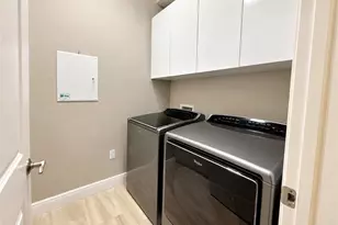 12725 Astor Pl, Fort Myers, FL 33913 - Photo 13