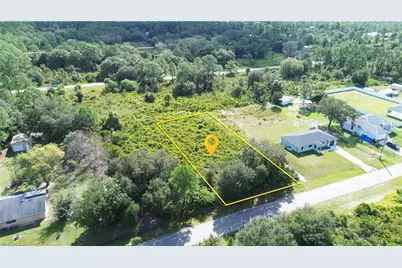 1214 Jefferson Ave, Lehigh Acres, FL 33972 - Photo 3