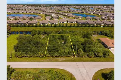 3742 Hyde Park Dr, Fort Myers, FL 33905 - Photo 1