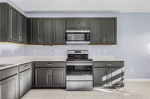 2624 SW 8th Ct, Cape Coral, FL 33914 - Photo 13
