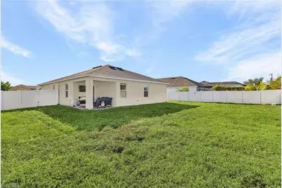 2624 SW 8th Ct, Cape Coral, FL 33914 - Photo 11