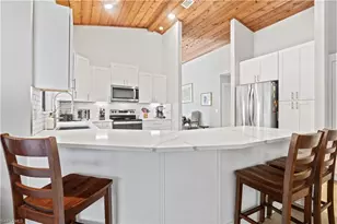12446 McGregor Woods Cir, Fort Myers, FL 33908 - Photo 9