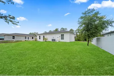 1053 Joponica Ave S, Lehigh Acres, FL 33974 - Photo 23