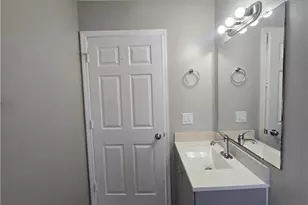 4815 Triton Ct E, Cape Coral, FL 33904 - Photo 11