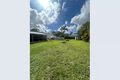 12921 Timothy Ln, Fort Myers, FL 33908 - Photo 23