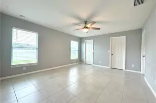 1125 NW 2nd Pl, Cape Coral, FL 33993 - Photo 11