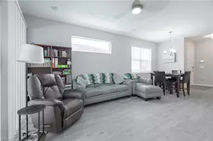 1127 S Town and River Dr, Fort Myers, FL 33919 - Photo 5