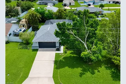 133 NE 23rd Ave, Cape Coral, FL 33909 - Photo 23
