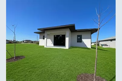 2113 NW 41st Ave, Cape Coral, FL 33993 - Photo 23