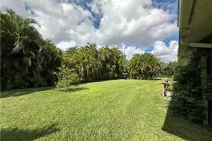 3606 SE 1st Ave, Cape Coral, FL 33904 - Photo 13