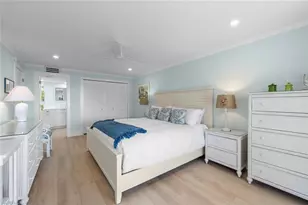 1785 Middle Gulf Dr, Sanibel, FL 33957 - Photo 27