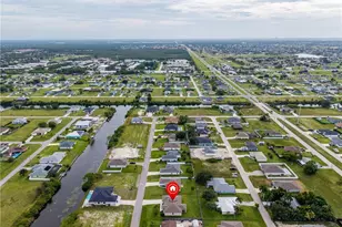 408 NE 25th St, Cape Coral, FL 33909 - Photo 23