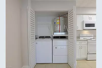 5307 Summerlin Rd #705, Fort Myers, FL 33919 - Photo 3
