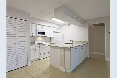 5307 Summerlin Rd #705, Fort Myers, FL 33919 - Photo 1
