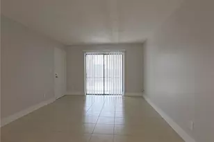 5307 Summerlin Rd, Fort Myers, FL 33919 - Photo 13