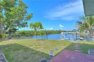 12055 Matlacha Blvd, Matlacha Isles, FL 33991 - Photo 9