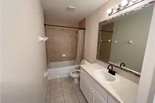 10 NE 20th St, Cape Coral, FL 33909 - Photo 3