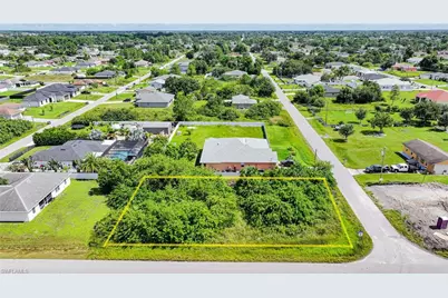 3918 7th St SW, Lehigh Acres, FL 33976 - Photo 1