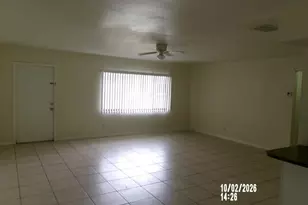 402 Tropicana Parkway W, Cape Coral, FL 33993 - Photo 3