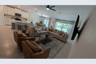19962 Green Pasture Rd, Lehigh Acres, FL 33974 - Photo 5