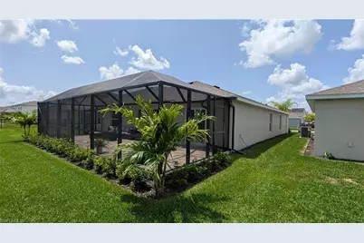 19962 Green Pasture Rd, Lehigh Acres, FL 33974 - Photo 25