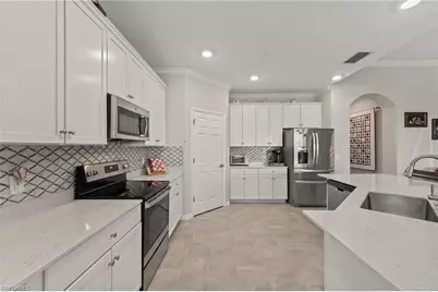 10524 Casella Way #202, Fort Myers, FL 33913 - Photo 9