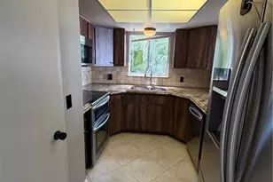 716 Tarpon St, Fort Myers, FL 33916 - Photo 9
