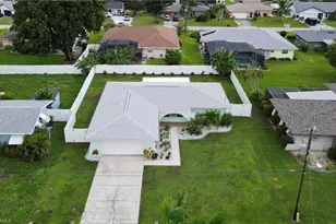 3820 SE 10th Pl, Cape Coral, FL 33904 - Photo 1