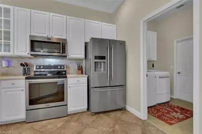11865 Grand Isles Ln, Fort Myers, FL 33913 - Photo 7