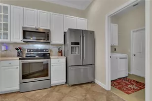 11865 Grand Isles Ln, Fort Myers, FL 33913 - Photo 7