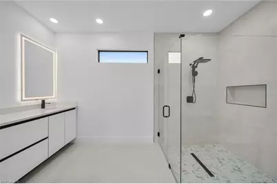 338 NE 24th Ter, Cape Coral, FL 33909 - Photo 31
